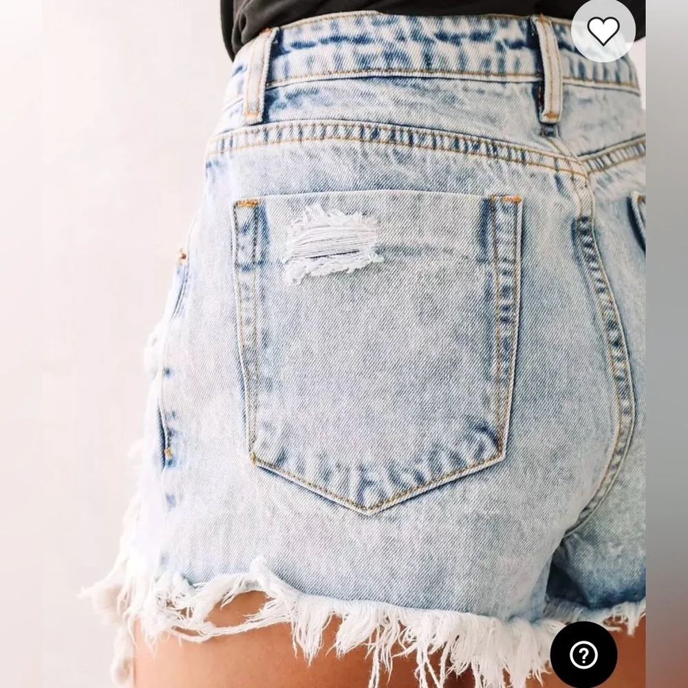 NWT Signature 8 Blue Jean Shorts High-rise Distressed Acid washed - Picture 7 of 14